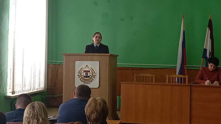 Расширенное заседание комиссии по делам несовершеннолетних и защите их прав при Администрации Большеигнатовского муниципального района.